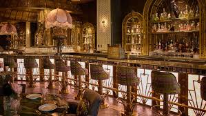Pinky’s by Vanderpump Brings Vintage Glamour to the Las Vegas Strip